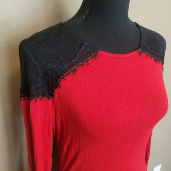 Bisou Bisou Blouse - Picture 2 of 7